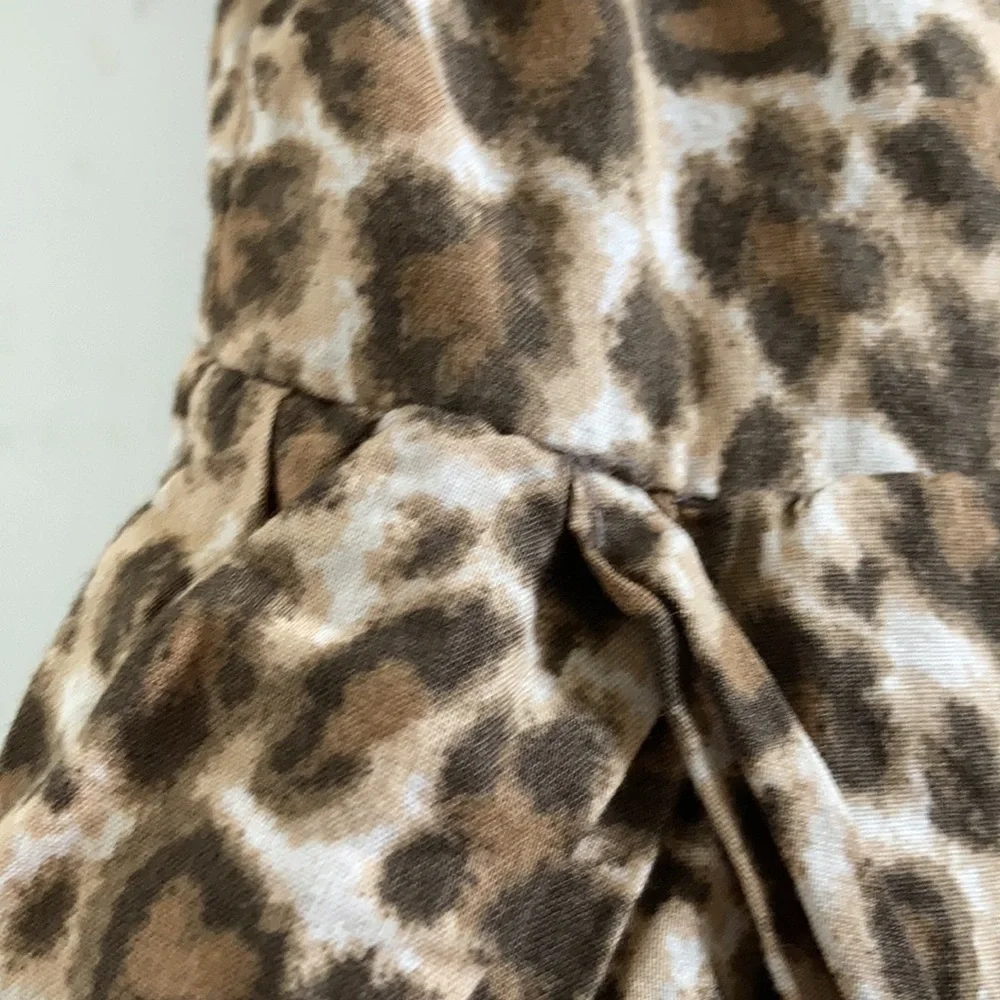 FINAL MARKDOWN Girls 1989 place bubble bottom animal print dress 2t